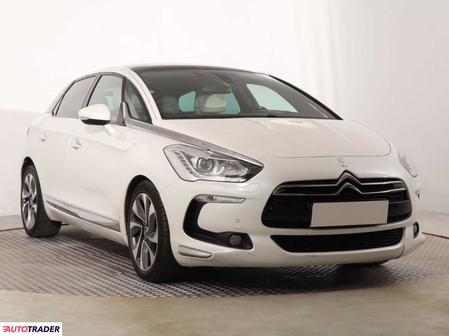 Citroen DS5 2014 2.0 160 KM