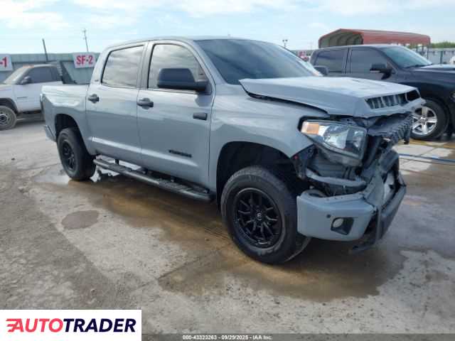 Toyota Tundra 2021 5