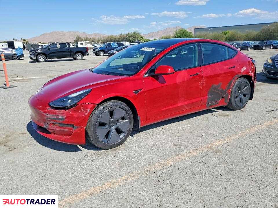Tesla Model 3 2023