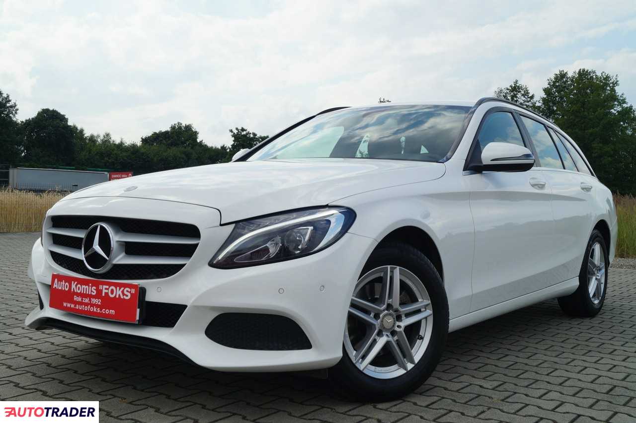 Mercedes C-klasa 2015 1.6 136 KM Mercedes C-klasa 2015 1.6 136 KM