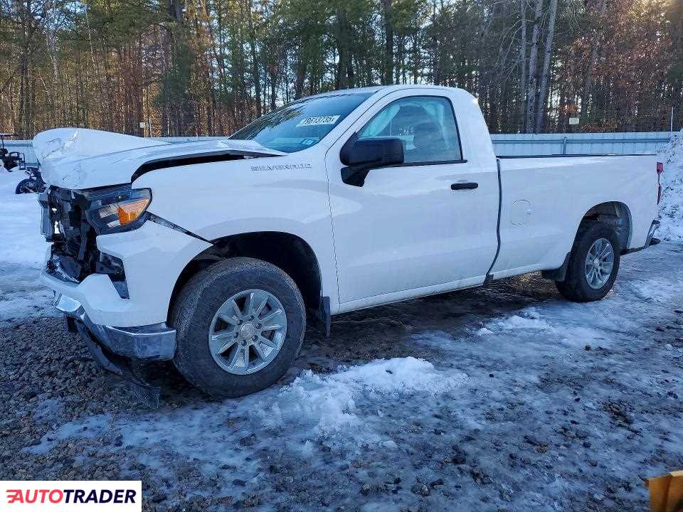 Chevrolet Silverado 2023 5