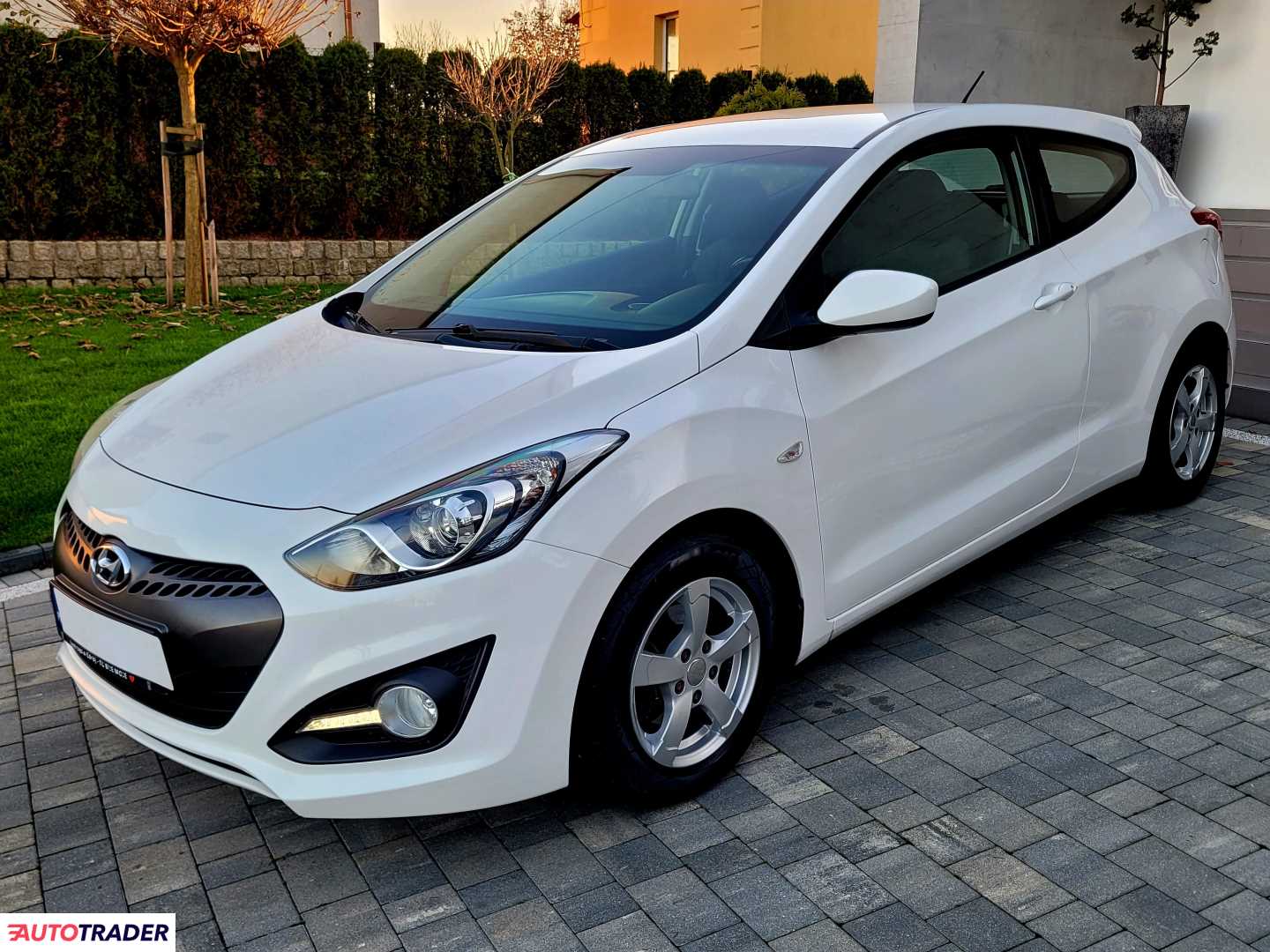 Hyundai i30 2013 1.4 100 KM