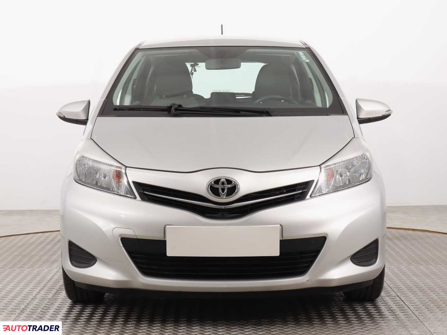 Toyota Yaris 2013 1.0 68 KM Toyota Yaris 2013 1.0 68 KM
