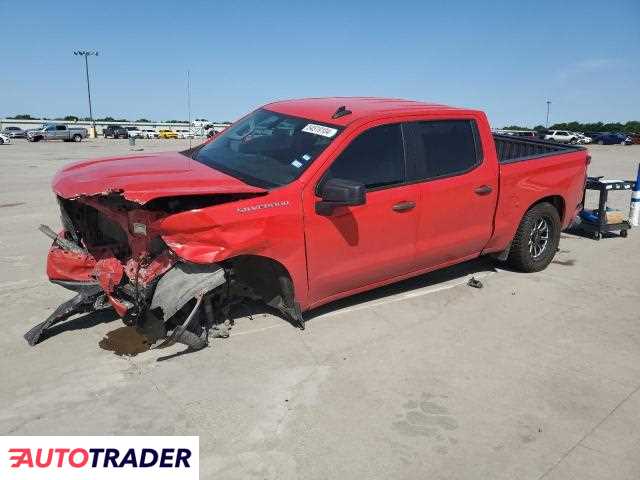 Chevrolet Silverado 2021 4