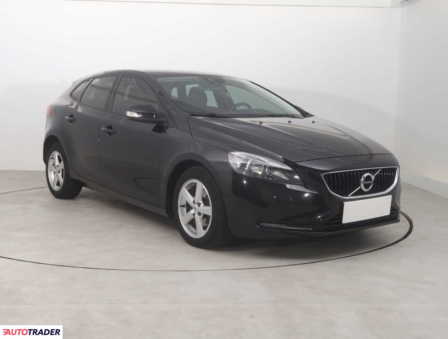Volvo V40 2017 2.0 118 KM Volvo V40 2017 2.0 118 KM