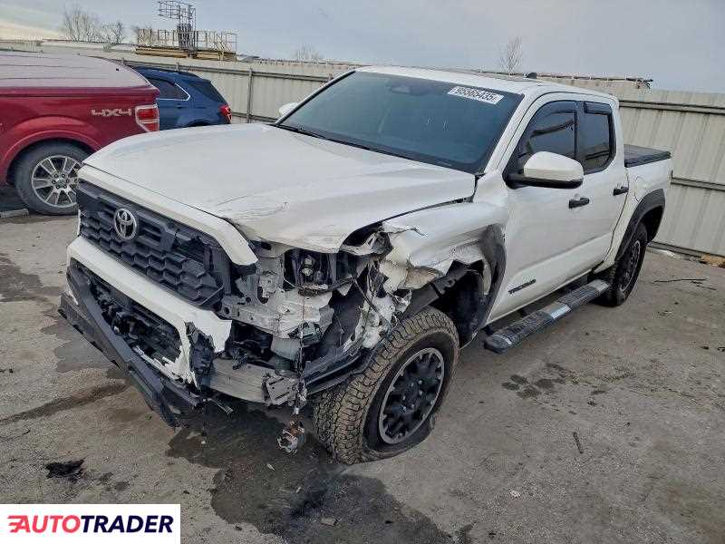 Toyota Tacoma 2025 2