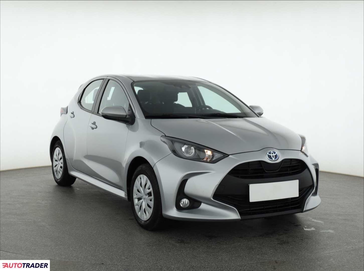 Toyota Yaris 2023 1.5 113 KM