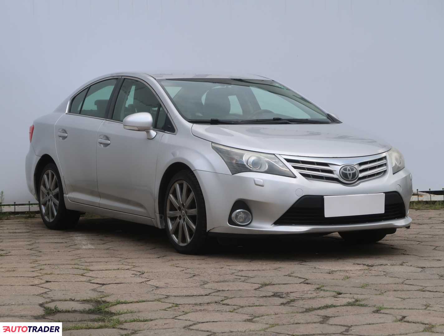 Toyota Avensis 2014 2.2 147 KM