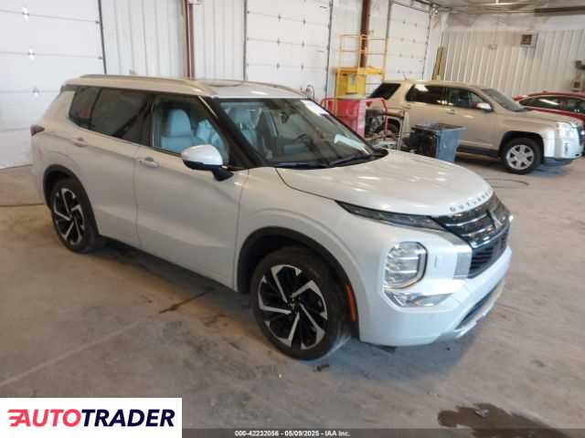 Mitsubishi Outlander 2024 2