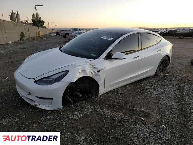 Tesla Model 3 2022