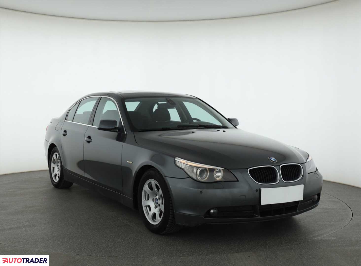 BMW 520 2003 2.2 167 KM