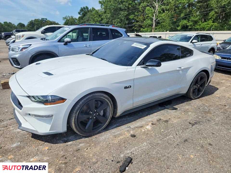 Ford Mustang 2022 5
