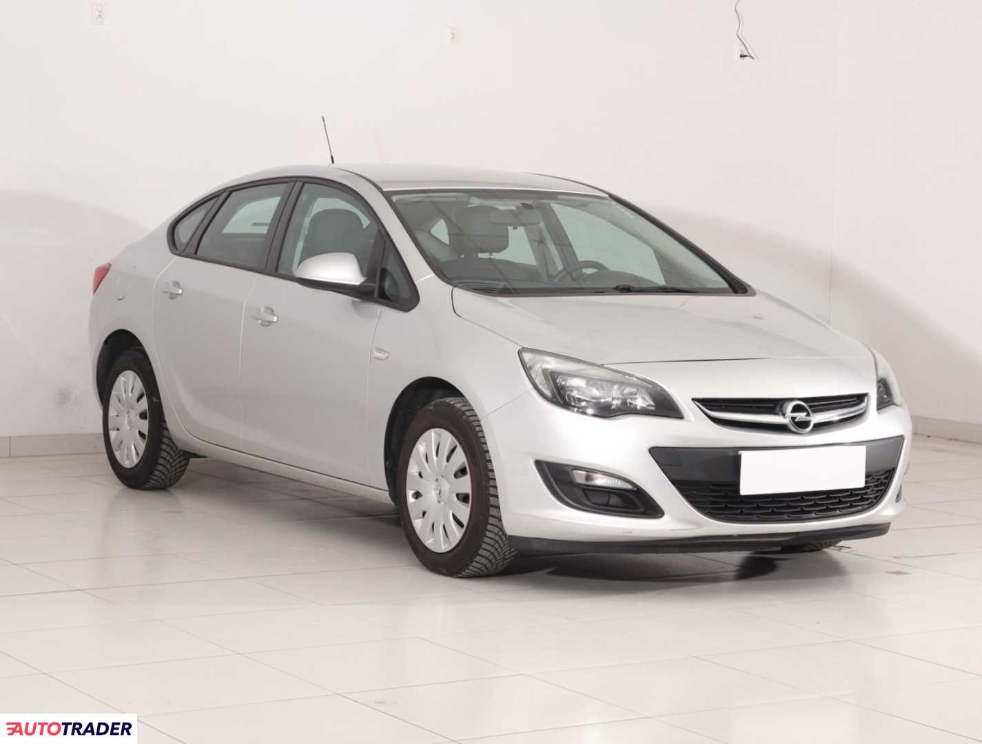 Opel Astra 2018 1.6 108 KM