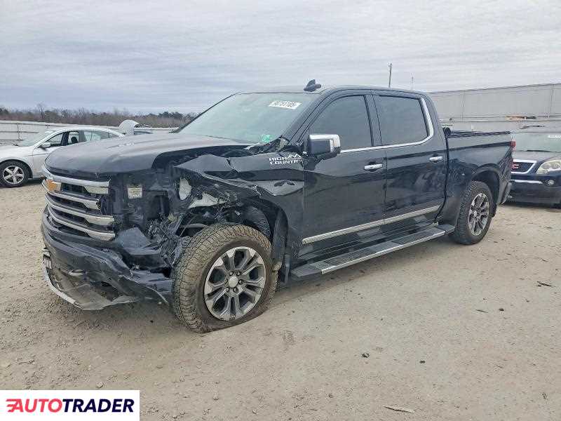 Chevrolet Silverado 2024 6