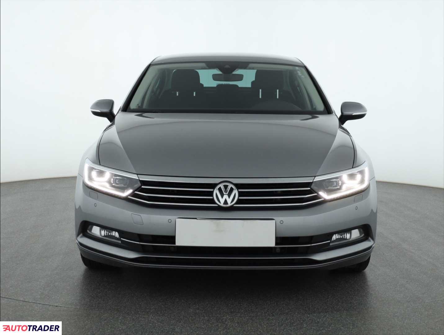 Volkswagen Passat 1.8 177 KM 2018r. (Piaseczno)