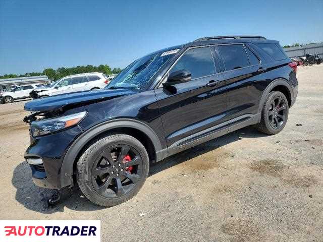 Ford Explorer 2021 3
