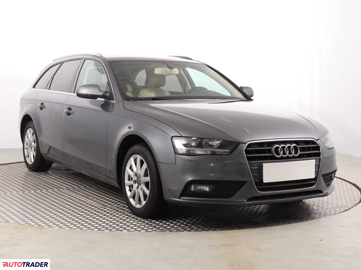 Audi A4 2014 2.0 134 KM