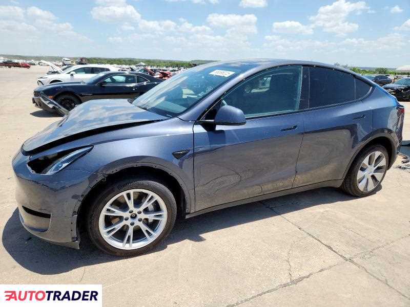 Tesla Model Y 2023 Tesla Model Y 2023