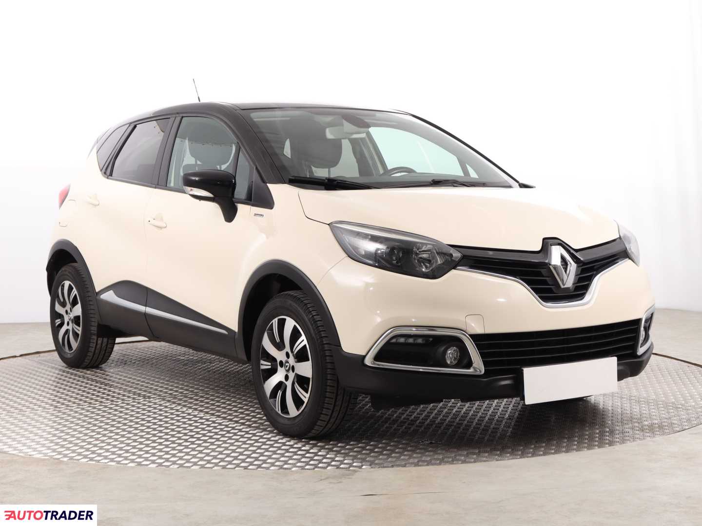 Renault Captur 1.2 116 KM 2017r. (Piaseczno)