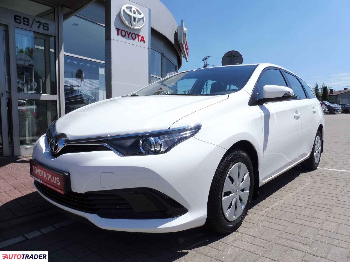 Toyota Auris 2018 1.6 132 KM Toyota Auris 2018 1.6 132 KM