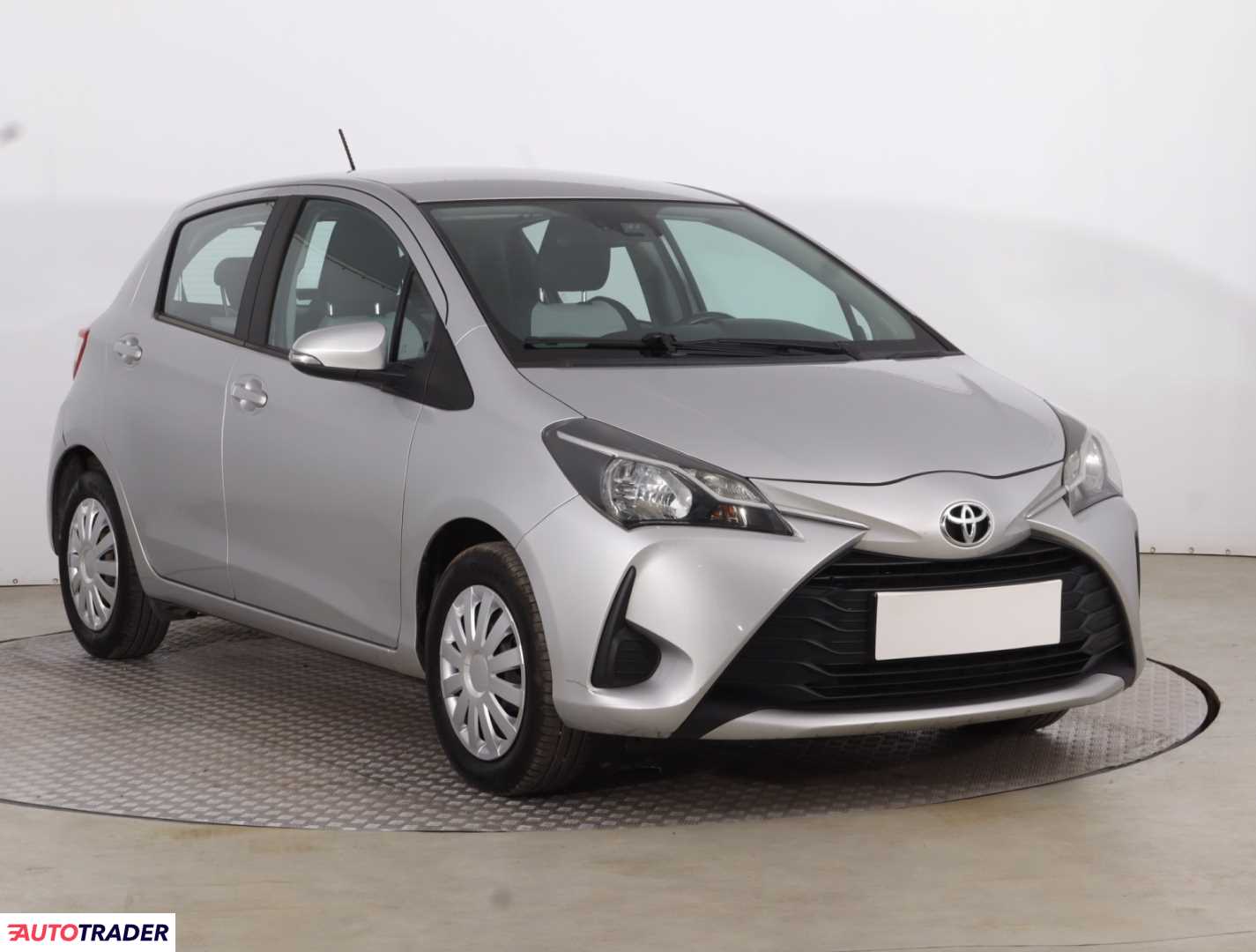 Toyota Yaris 2017 1.5 109 KM