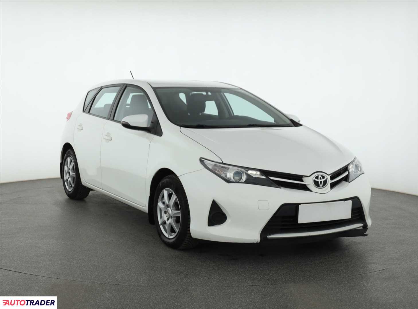 Toyota Auris 2014 1.4 88 KM Toyota Auris 2014 1.4 88 KM