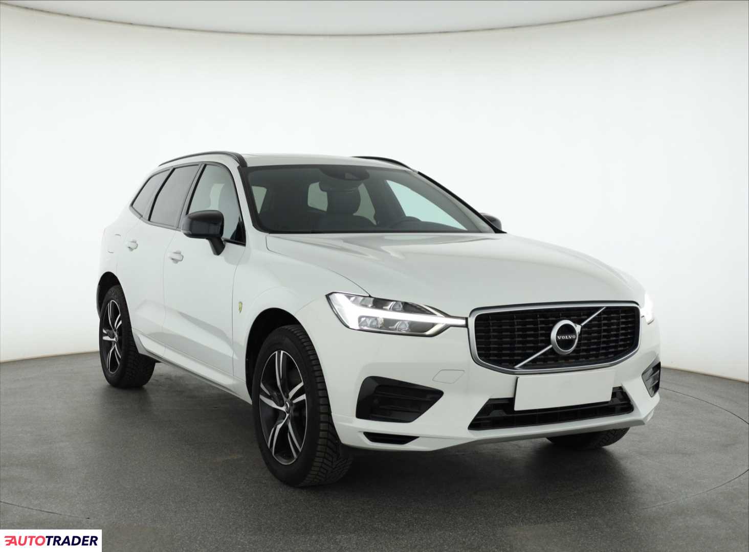 Volvo XC60 2019 2.0 187 KM
