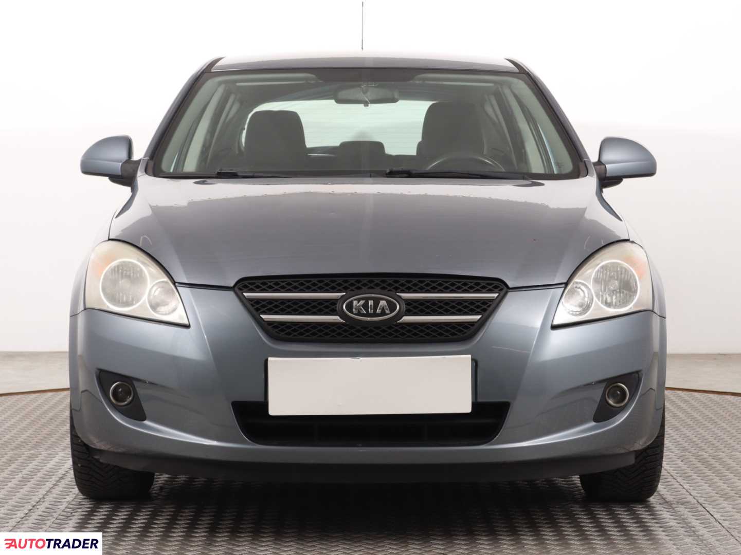Kia Ceed 2007 1.6 113 KM