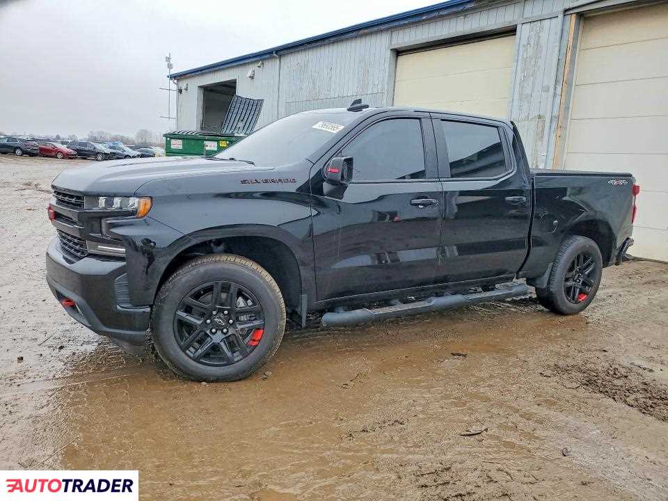 Chevrolet Silverado 2022 6