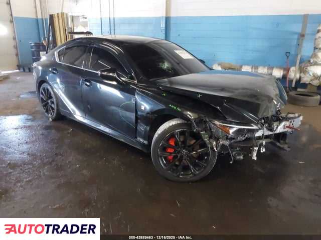 Lexus IS 2022 3