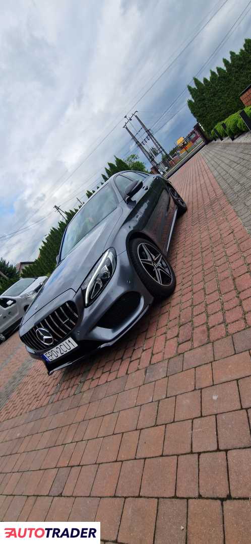 Mercedes 2017 3 367 KM