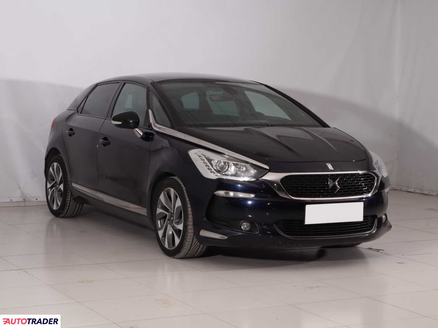 DS DS5 2016 2.0 147 KM