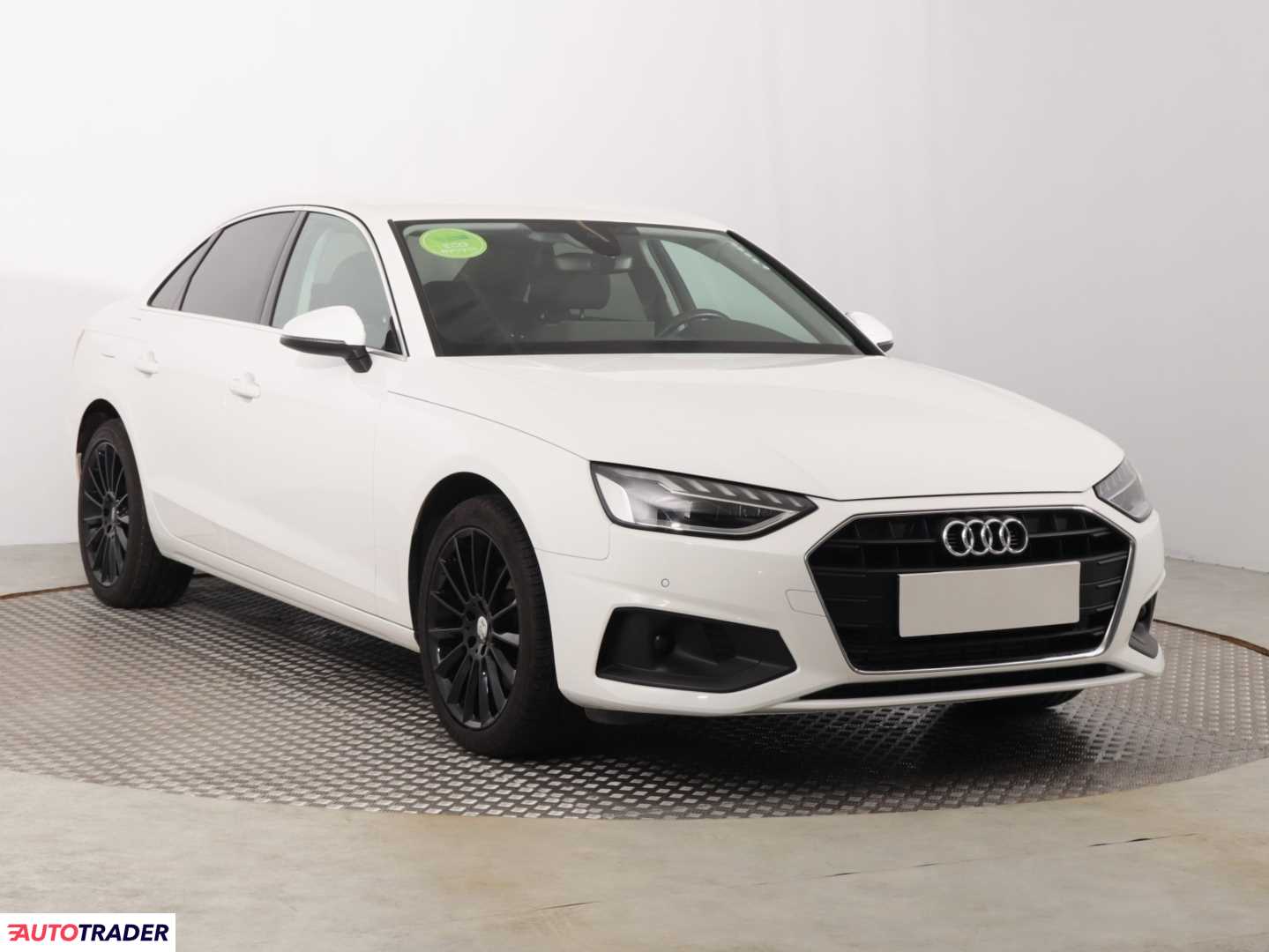 Audi A4 2020 2.0 147 KM