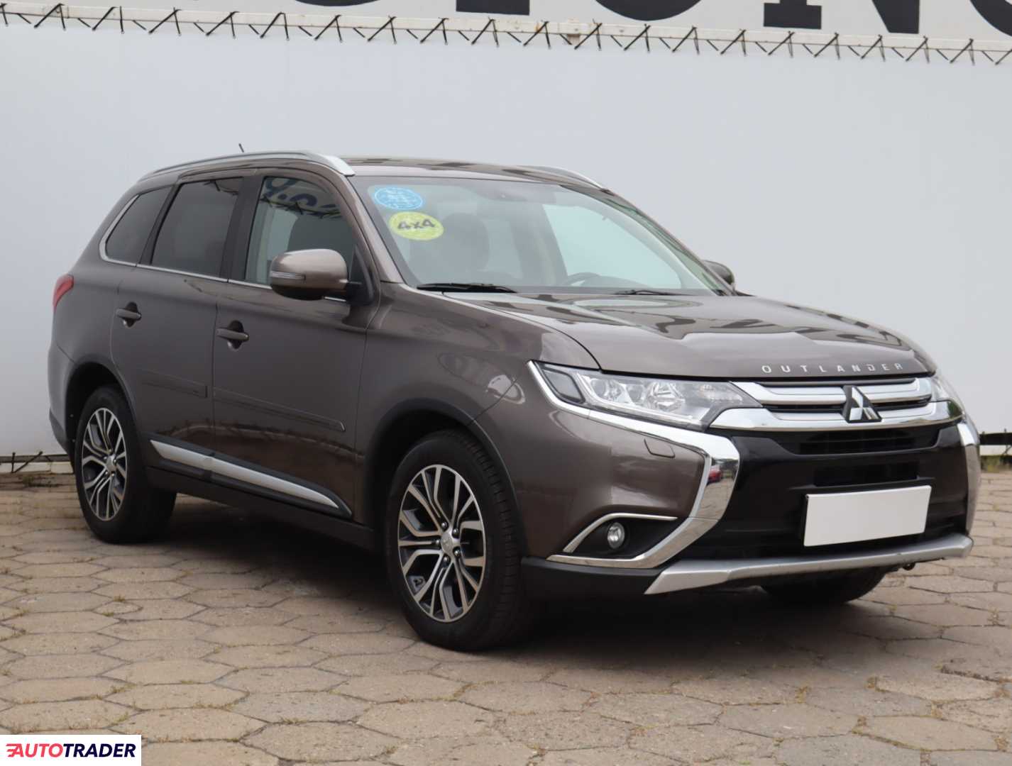 Mitsubishi Outlander 2016 2.0 147 KM Mitsubishi Outlander 2016 2.0 147 KM