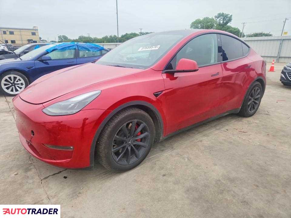 Tesla Model Y 2022