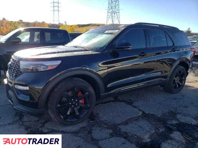 Ford Explorer 2021 3