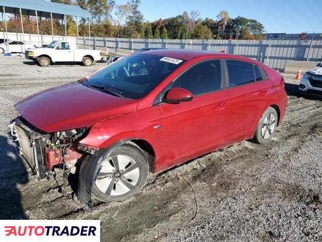 Hyundai IONIQ Hybrid 2019 1