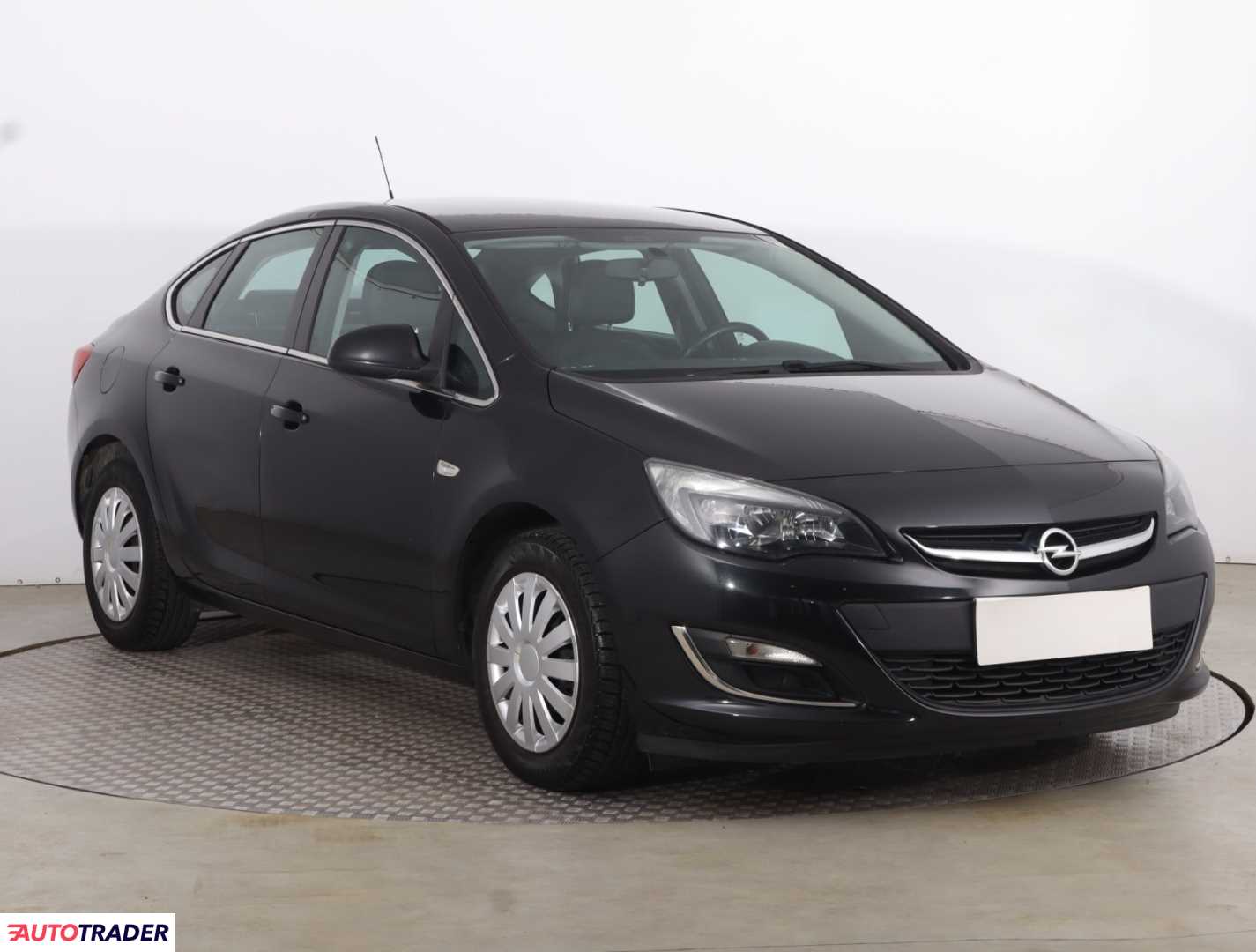 Opel Astra 2015 1.4 99 KM