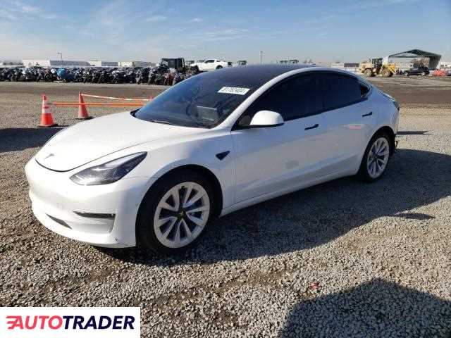 Tesla Model 3 2022