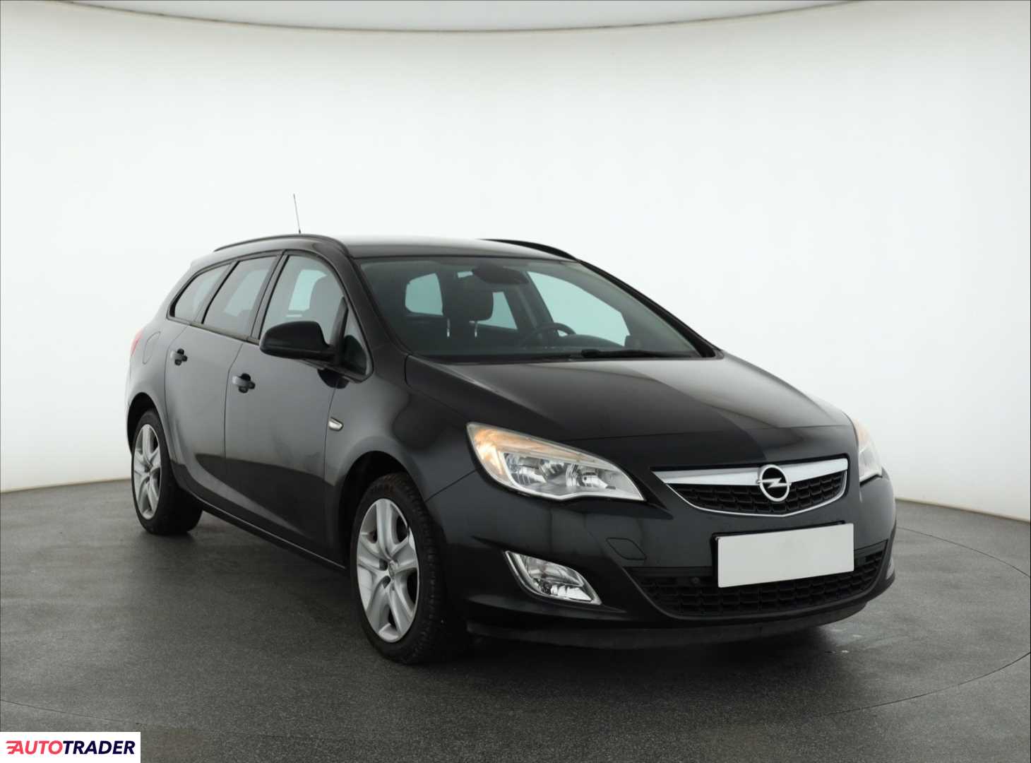 Opel Astra 2012 1.7 123 KM