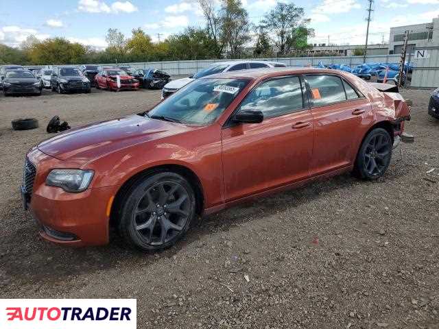 Chrysler 300C 2021 3