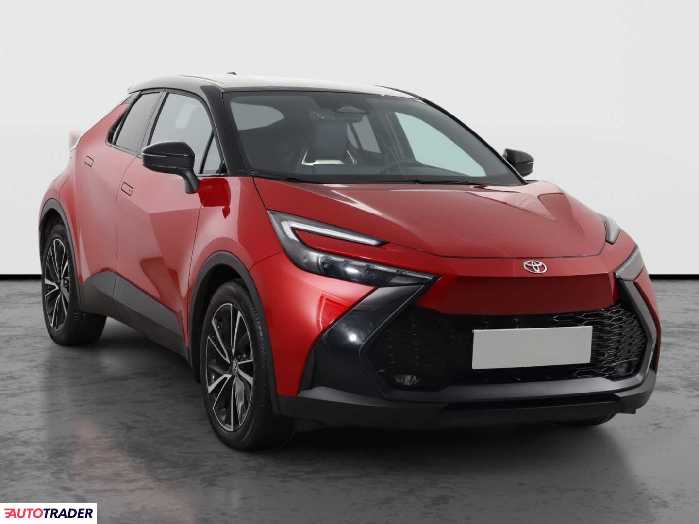 Toyota C-HR 2024 2.0 219 KM