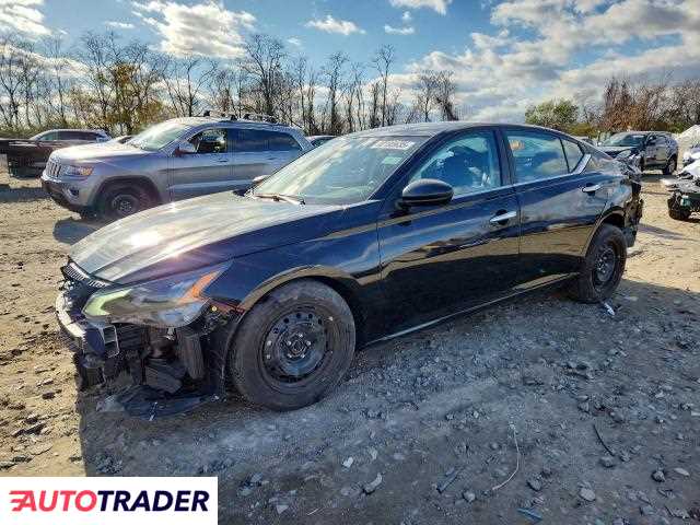 Nissan Altima 2025 2