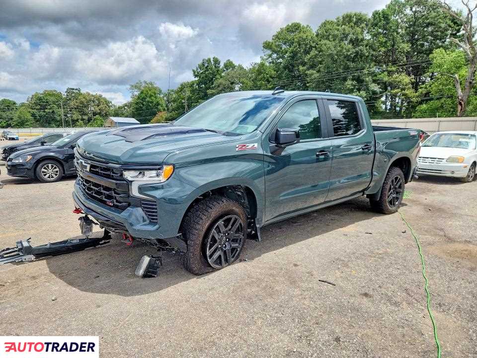Chevrolet Silverado 2026 5