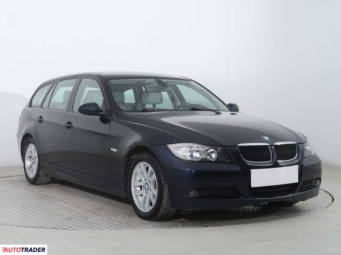 BMW 318 2007 2.0 140 KM