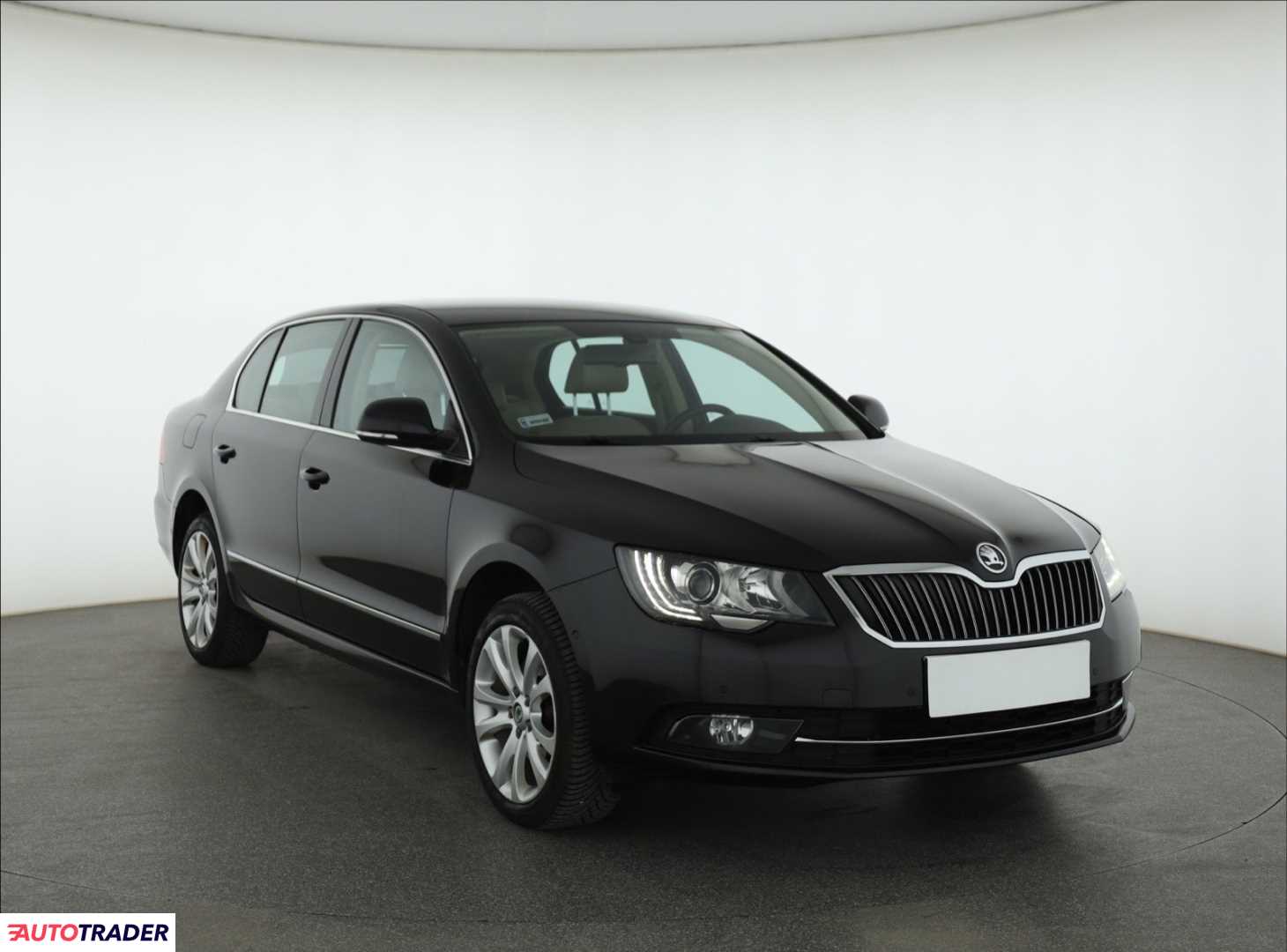 Skoda Superb 2014 2.0 138 KM