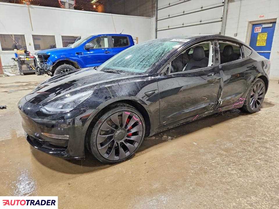 Tesla Model 3 2023