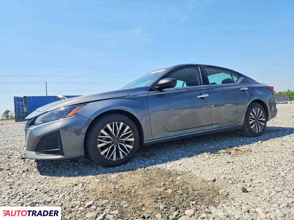 Nissan Altima 2024 2