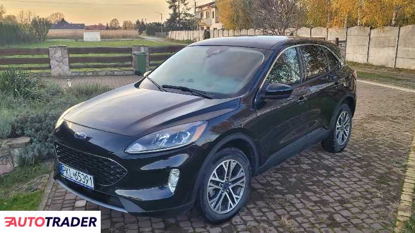 Ford Kuga 2022 1.5 180 KM