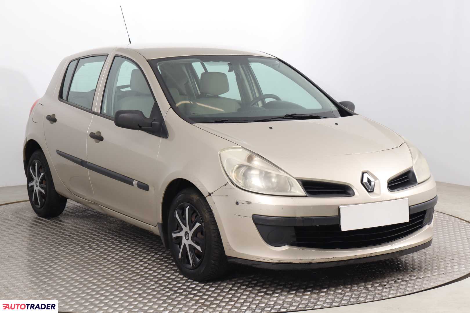 Renault Clio 2006 1.1 73 KM